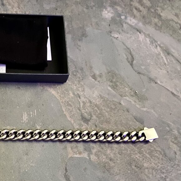 Neiman Marcus Miami Cuban Stainless Steel Chain Bracelet - Picture 3 of 3